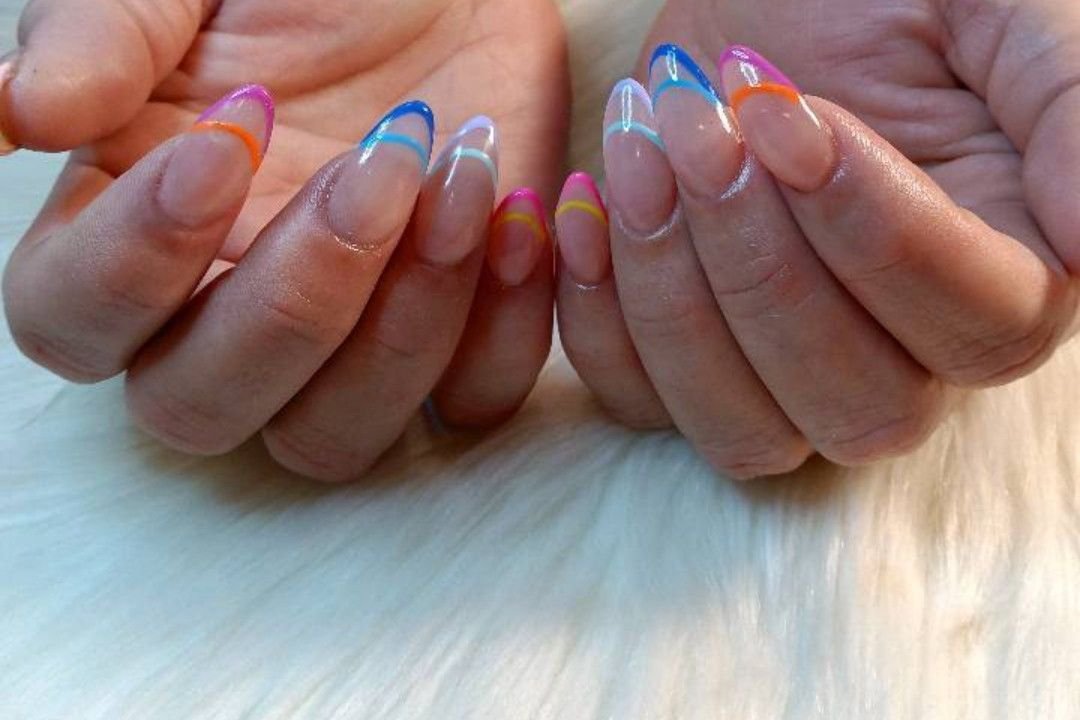 Luna Nails